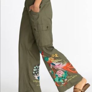 Johnny was wide leg cargo pants